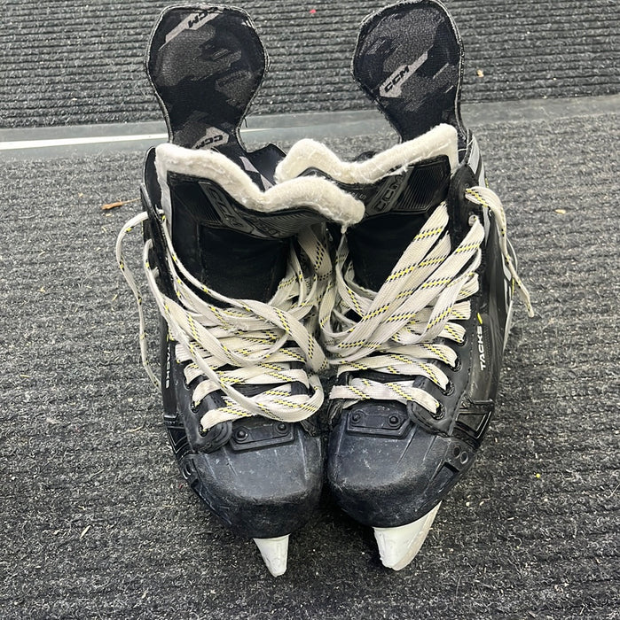 Used CCM Tacks AS 580 Size 4 Player Skates