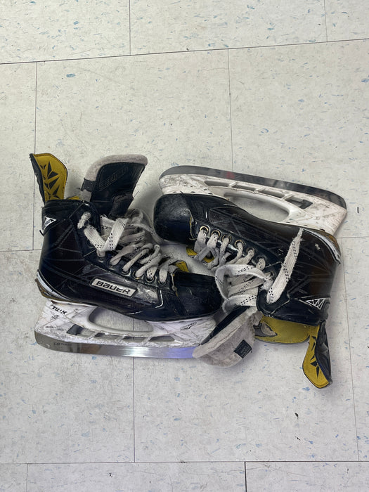 Used Bauer Supreme s180 Size 5 Skates