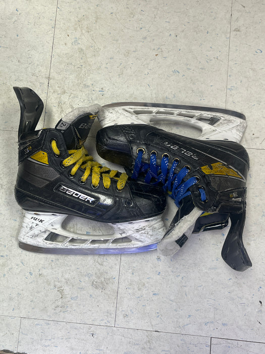 Used Bauer Supreme 3S Pro Size 2.5 Skates