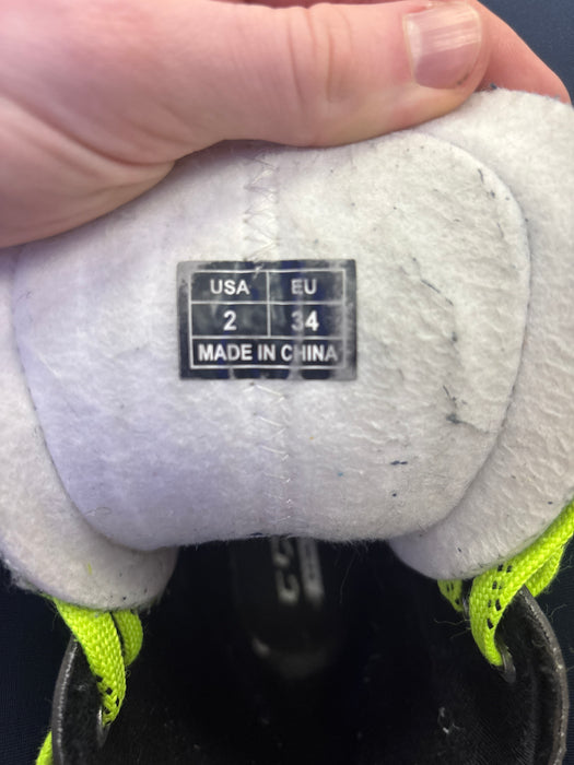 Used CCM Ribcor XT Size 2.0 Skates