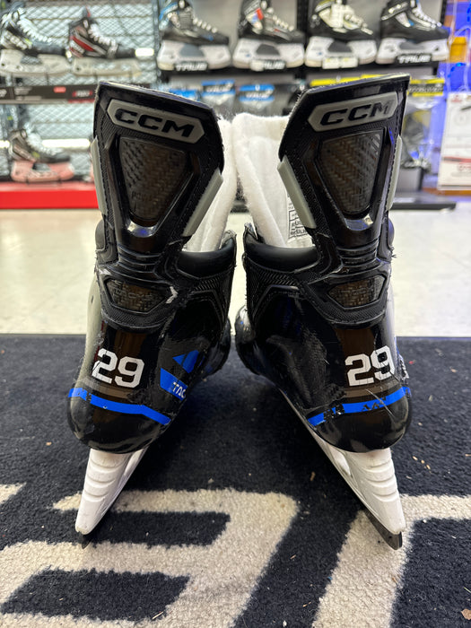 Used CCM As-V Pro NHL Leafs Pro Player Skates 7.75