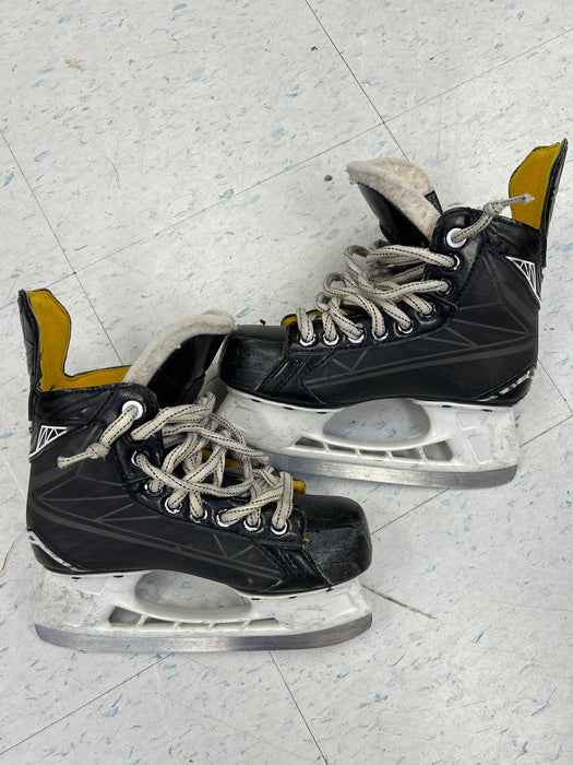 Used Bauer Supreme S150 Player Skates