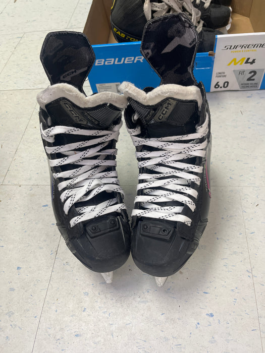 Used CCM AS-580 Size 3.5 Skates