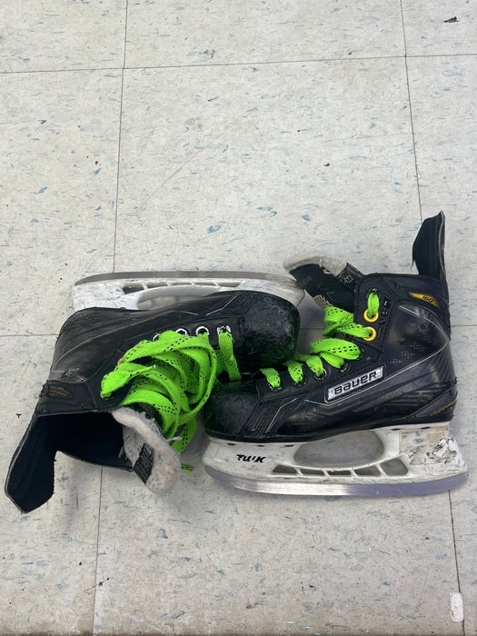 Used Bauer Supreme 160 Size 13 Youth Skates