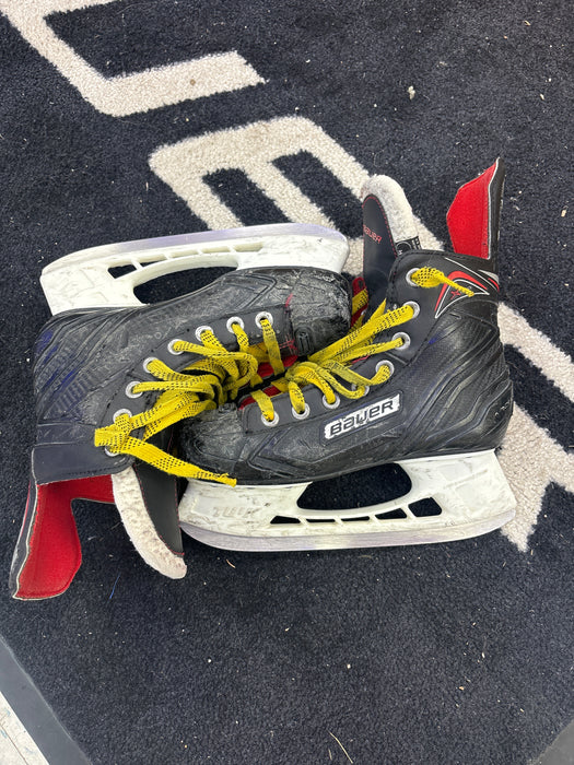 Used Bauer Vapor x250 Size 3.0R Skates