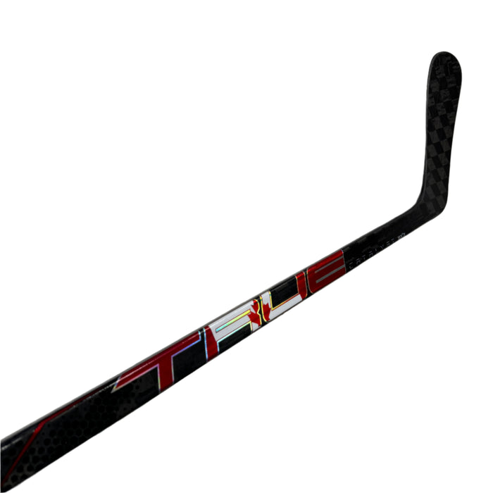 True Pro Stock - TEAM CANADA Stock CATALYST 9X3 Stick Senior