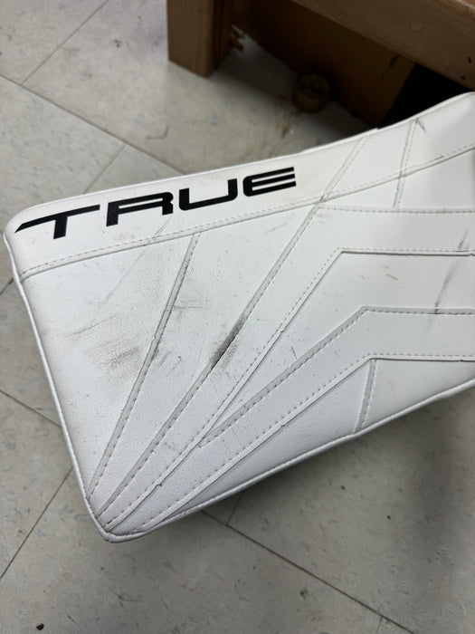 Demo True 9x3 Goalie Blocker Senior