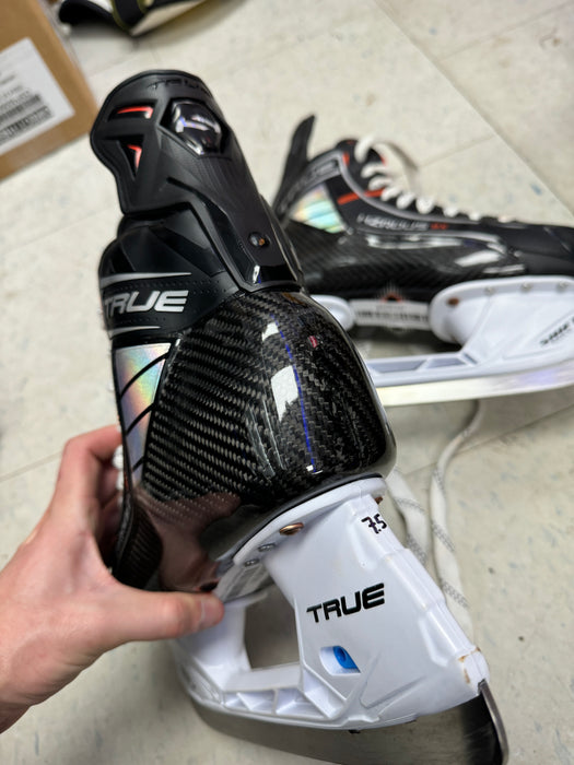 Demo True Hzrdus 9x Skates 7.5 Regular