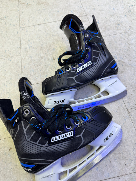 Used Bauer Nexus N77 Skates Size 3.0D