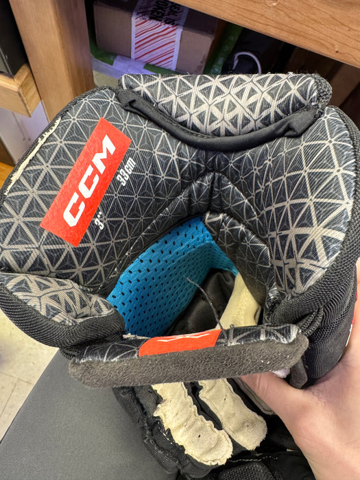 Used CCM JetSpeed FT6 13” Gloves