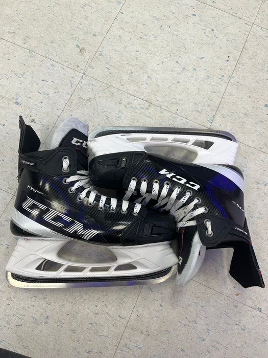 Used CCM FT4 Pro Skates Size 9.5D - M. Giordano