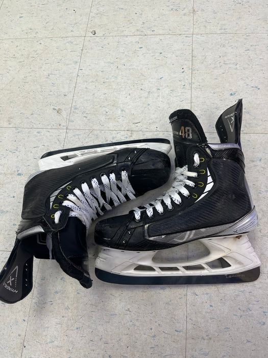 Used Bauer Hyperlite Skates Size 10.0EE - C. Dahlstrom