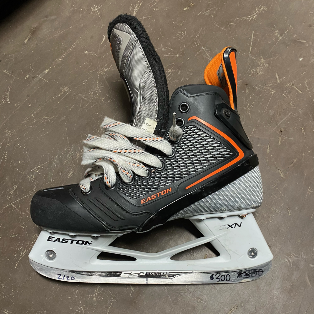 Used Easton Mako II Hockey Skates Regular Width Size 3.5