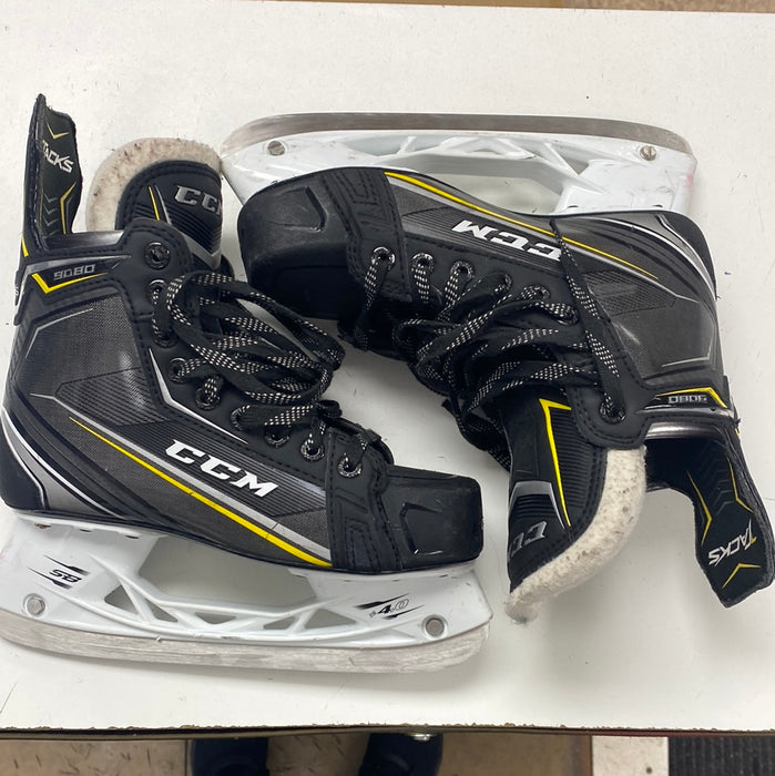 Used CCM Tacks 9080 5D Skates