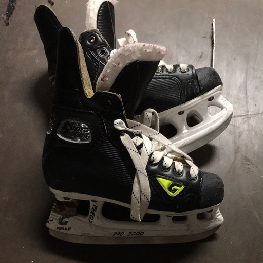 Used Graf Supra 705 2D Skates