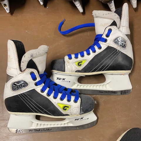 Used Easton Mako 4.5D Player Skates – Crow's Sports