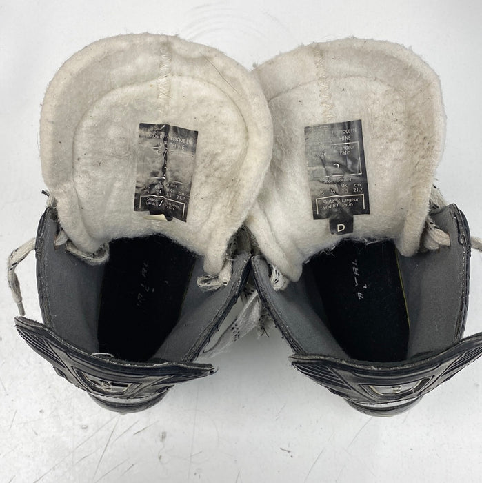 Used CCM Tacks 3052 2 D Skates
