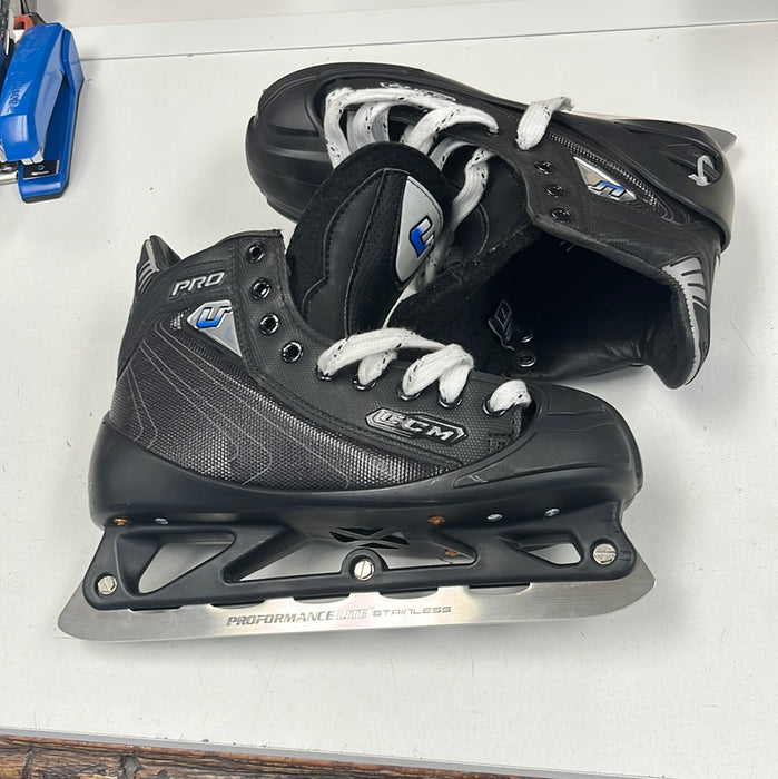 Used CCM U+ Pro 7D Goal Skate