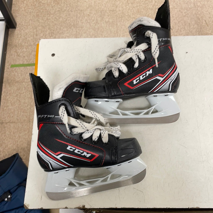 Used CCM FT340 9D Youth Player Skates