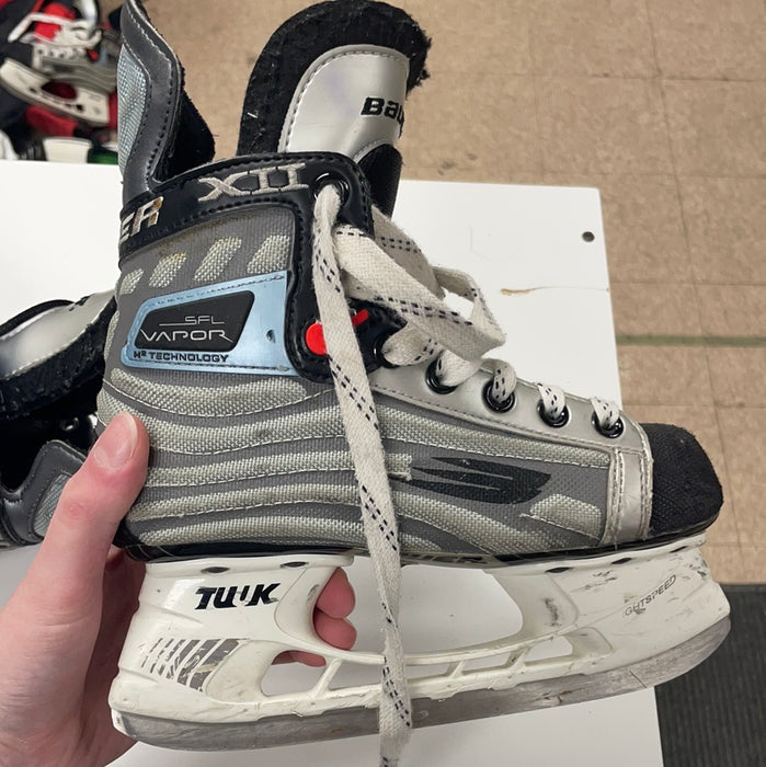 Used Bauer Vapor XII 1D Player Skates