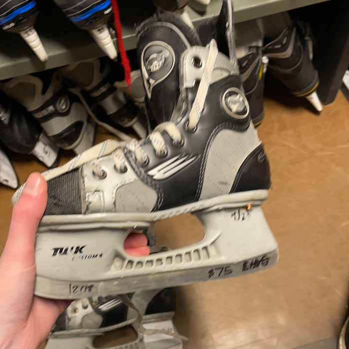 Used Bauer Vapor 10 3D Player Skates