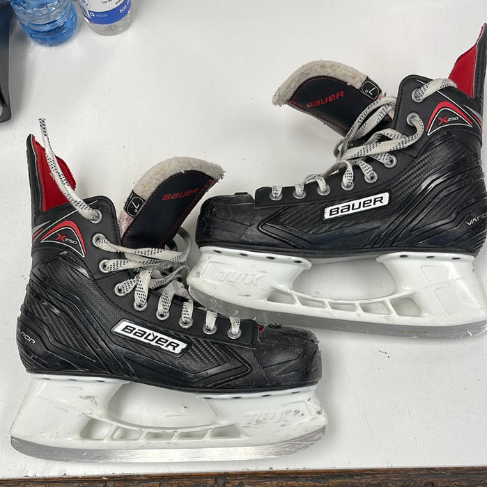 Used Bauer Vapor x250 7D Player Skates — Crow's Sports