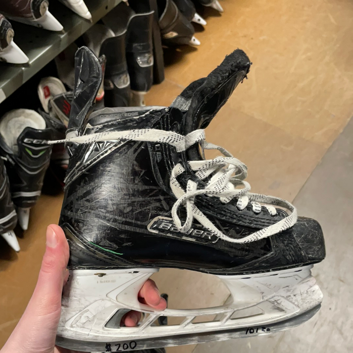 Used Bauer Supreme 1S LE 3.5D Player Skates