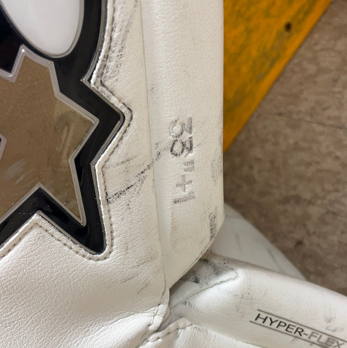 Used Brian’s SubZero3 Pro 33”+1” Goalie Pads