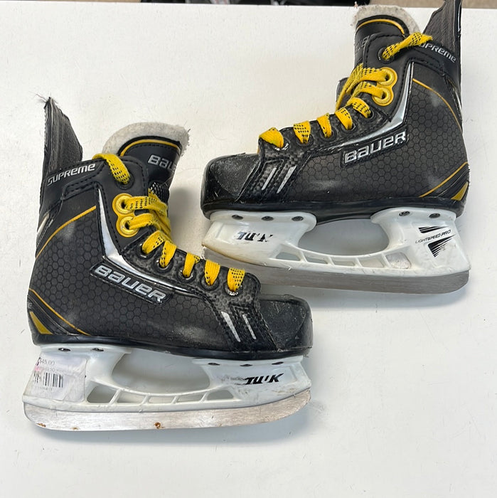 Used Bauer Supreme One.6 10.5D YTH Player Skate