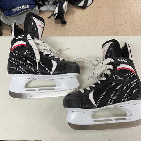 Used Easton SE6 Intermediate 6.5 Ice Hockey Skates Ice Hockey Skates