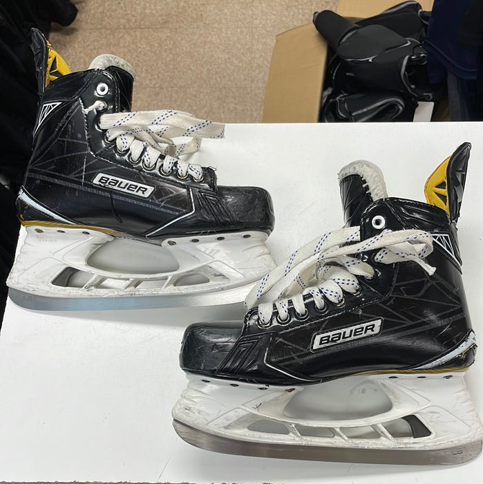 Used Bauer Supreme S180 8D Player Skates