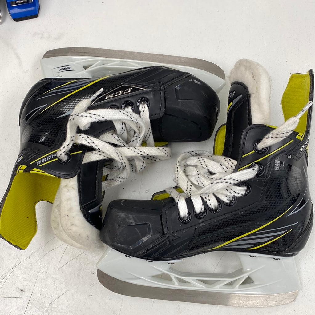 Used CCM Tacks 4092 11.5 Youth Skates Crow's Sports