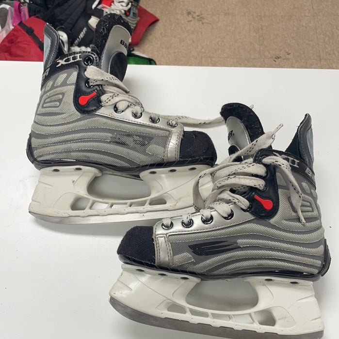 Used Bauer Vapor XII 1D Player Skates