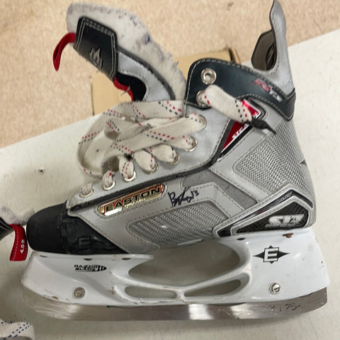 Used Easton STEALTH S17 Intermediate 4.0 Ice Hockey Skates Ice Hockey Skates