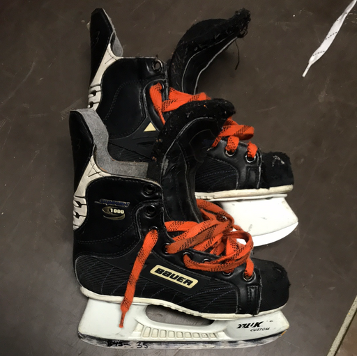 Used Bauer Supreme 1000 1D Skates