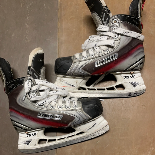 Used Bauer Vapor X7.0 3EE Player Skates