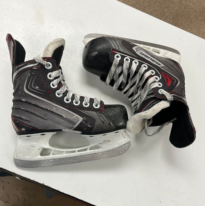 Used Bauer Vapor X40 Youth 12R Skate