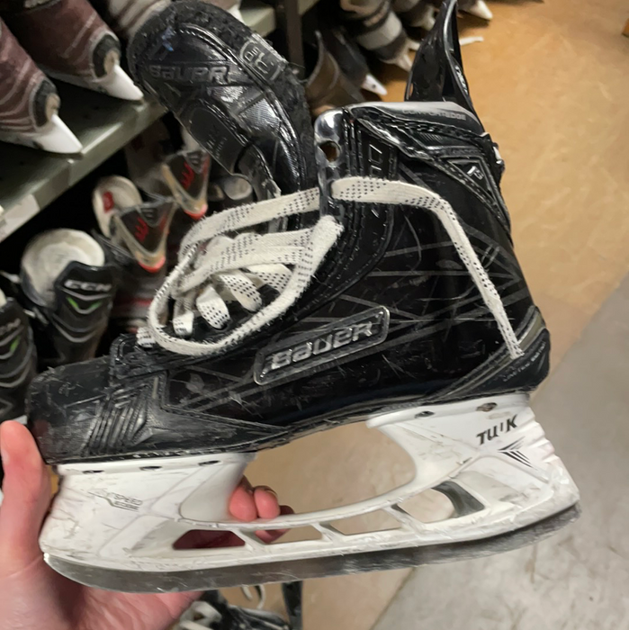 Used Bauer Supreme 1S LE 3.5D Player Skates