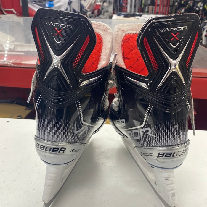 Used Bauer Vapor x3.7 Size 5 Skates