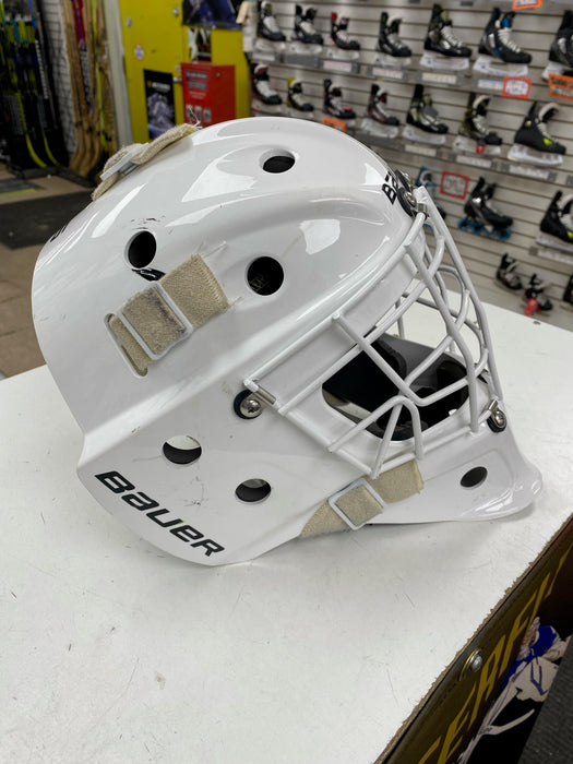 Used Bauer 930 Senior Small/Medium Goal Mask